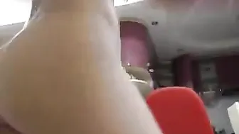krissisexy rubs her pussy