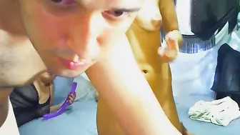 camsloves two fingers in pussy