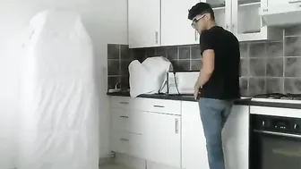 couplesexe10 Busty young lady posing nude