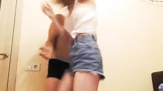 vladyana Skinny babe jerking her shaved cunt