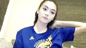 armani Gorgeous bitch dancing striptease