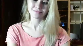 queenmikki babe with juicy ass