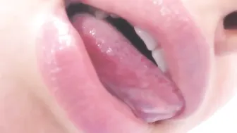 cutie_redhead A cool lady rides a sex toy