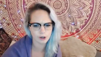 koramarina Obnoxious mare fucks clit fingers