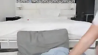 nivea Big boobed slut dancing striptease