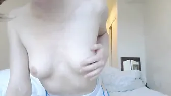 emilypeter Busty blonde babe jerking off her cunt