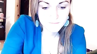 kate19rina92 Painted bitch gently pulls pussy