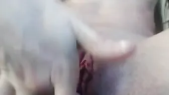 winndixiee Busty Milf - deliciously jerking her pussy