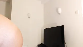 thebluelagoon Charming lady blissfully bares