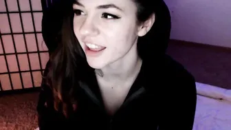 letitsnophie moaning and biting his lip, fucking himself with his fingers