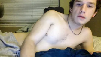 sucknfuck2k18 Thick shmarina fucks herself with fingers