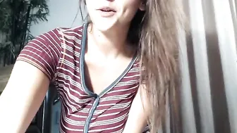 NikkiEliot babe cums off toys