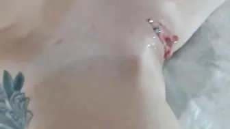 SeXyBLoNdE Mama is cumming heavily