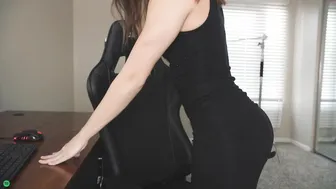 aynmarie Obstinate queen jerking pussy