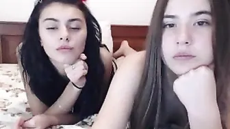 elsa Best girl fucks pussy with phallus