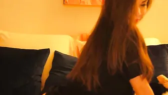 kateelife Shy model masturbates cunt