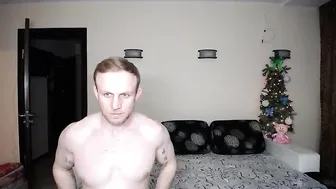 fromrussia_withlove Ardent maid seduces with big forms