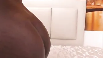 isaladiabla Naughty bitch pulls shaggy pussy
