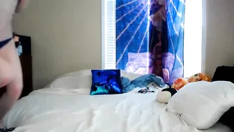 sexybeth1248 Exquisite chick shows off big boobs