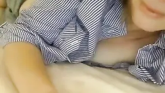 godfrey87 Attractive cockroach shows tanned body