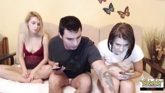 danamily cheeky mom cums off