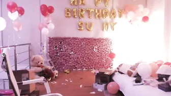 sunhiee Big breasted prostitute eroticly undressed