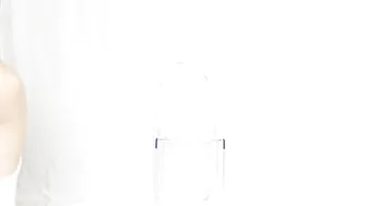 Flexible_Kitty Fluffy bitch shows vagina