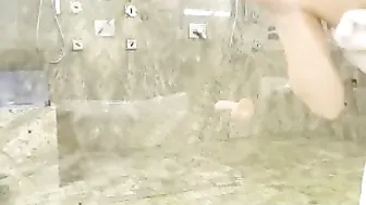 kendallkayden Black-haired beauty communicates in fries