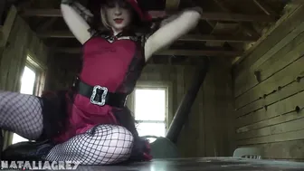 Natalia Grey Hot female fucks herself in the anus