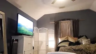 xo_morgan Big breasted passion rubs the body with oil