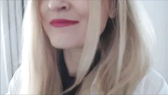 Aoifeoneal Blonde chick masturbates pussy