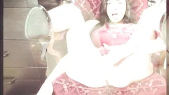 ChanelShy Teen black-haired chick talks coquettishly on camera