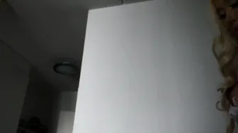 Amandatoy Crazy bitch demonstrates underwear