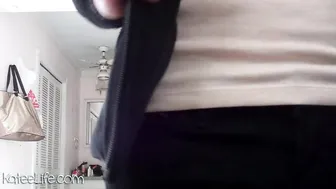 Katee Owens Sexy babe masturbates