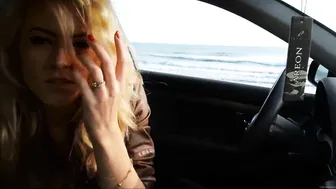 Sensationowl Gorgeous teen showing off natural boobs