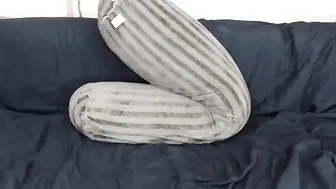 cassie0pia Naughty chick caresses vagina with fingers