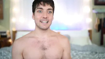 cookinbaconnaked busty bitch dancing striptease