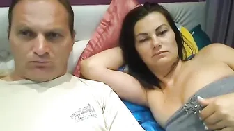 home_sex Cute babe fingering pussy with sex toy