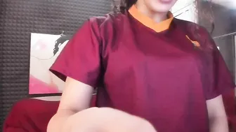 twerkingbaby Pretty woman fucks her ass in front of webcam