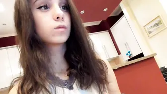 ehotlovea Sweet sweetie gives a big booty