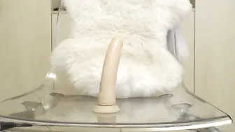 OhMyMel Crazy babe jerks pussy with squirt