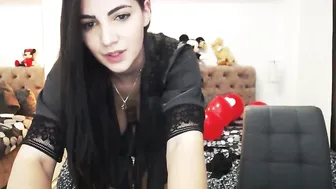 Came_lia Lustful slut fucks her pussy with a phallus