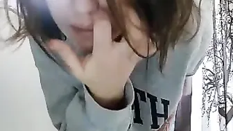 dawnsdelight Stunning babe fucks her ass hard