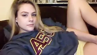 nextdoordani Naked babe puts sisyadry