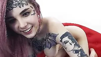 GunRaceGirl Cute lady gently twitches cap