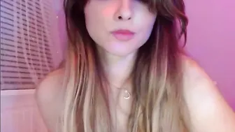 stacy_doll Red-haired schoolgirl caresses shaved cunt