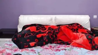 Littlegirl25 Angel Masturbates Pink Pussy