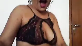 brunanurse Cute chick having fun with sex toy