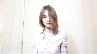 Kalisa_Pearl Gorgeous slut seduces with big shapes