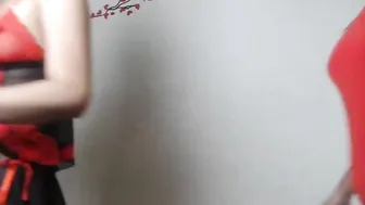 do_it_hard Black haired slut fucks pussy